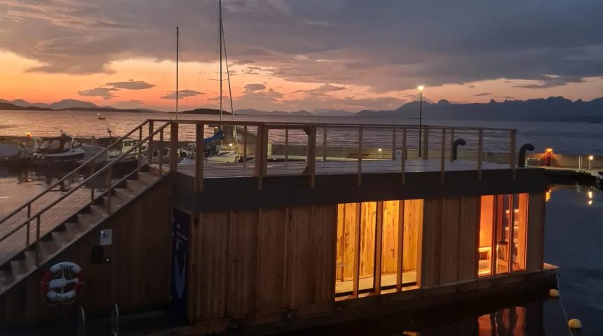 VÅG Havbadstue har åpnet VÅG Havbadstue har åpnet